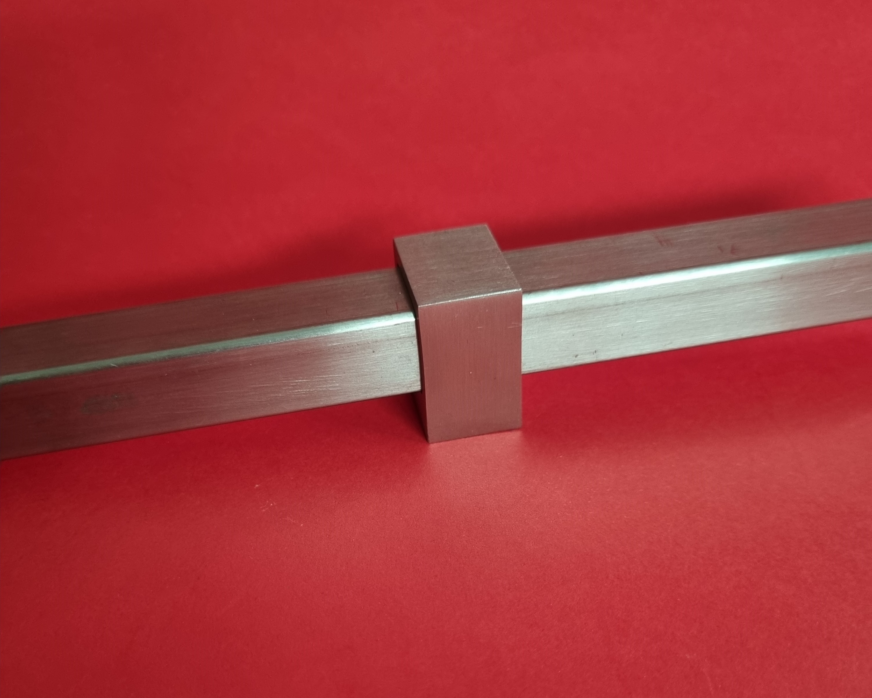 CONECTOR CUADRADO TUBULAR 15X15 MM