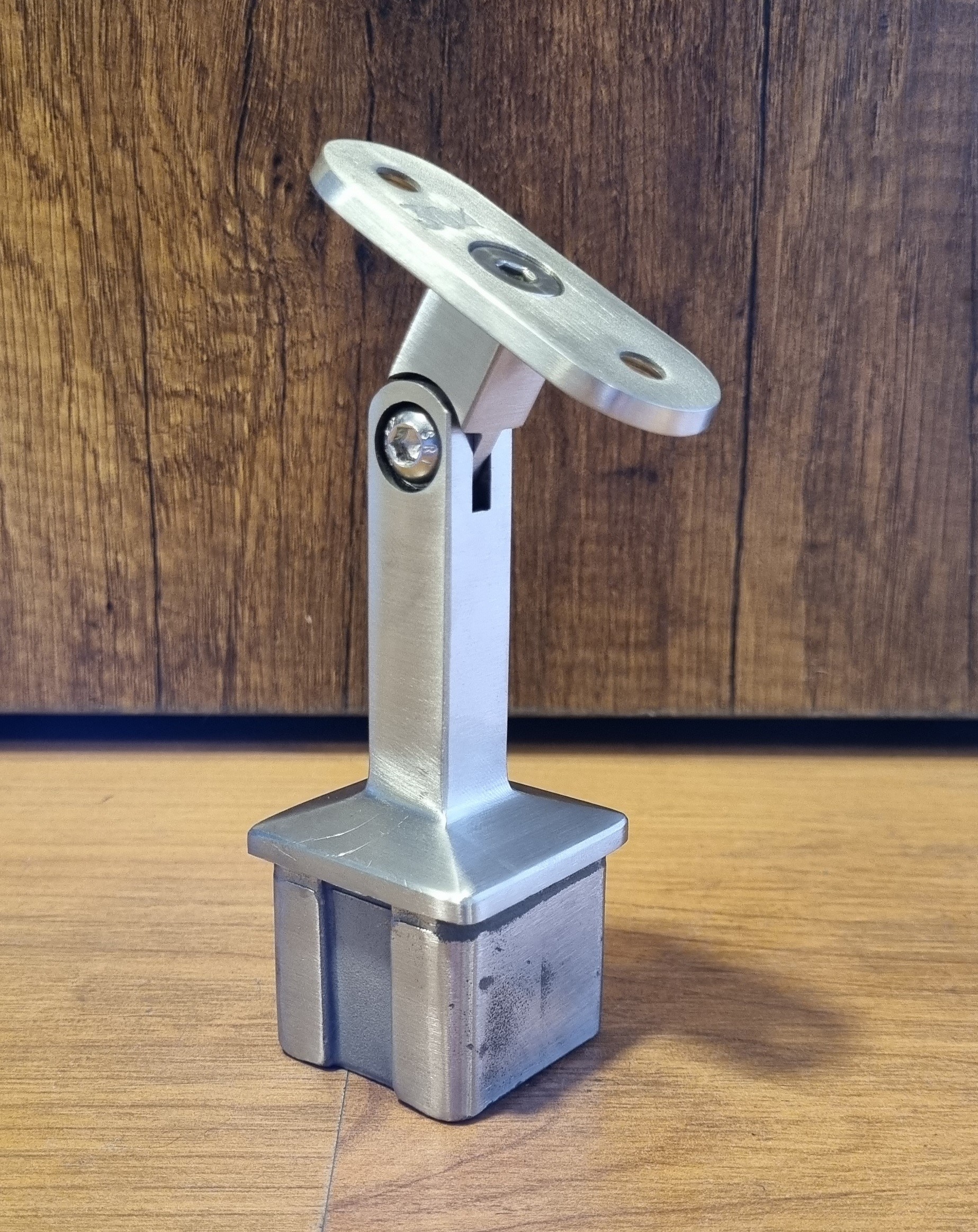 ESPIGA ARTICULADA PARA TUBULAR 40X40 MM